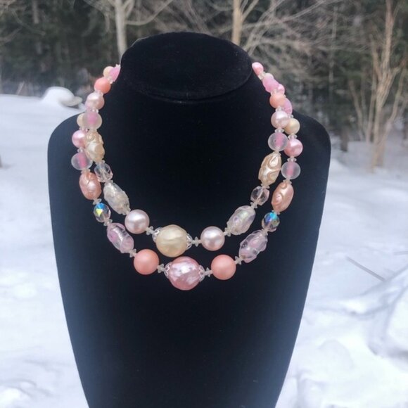 Vintage Japan 2strand pink faux pearl choker - Picture 3 of 10